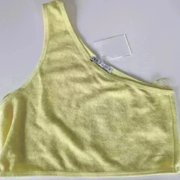 BNWT| ZARA Yellow Terry Cloth One Shoulder  Asymmetric Sleeveless Crop Top - Picture 2 of 3